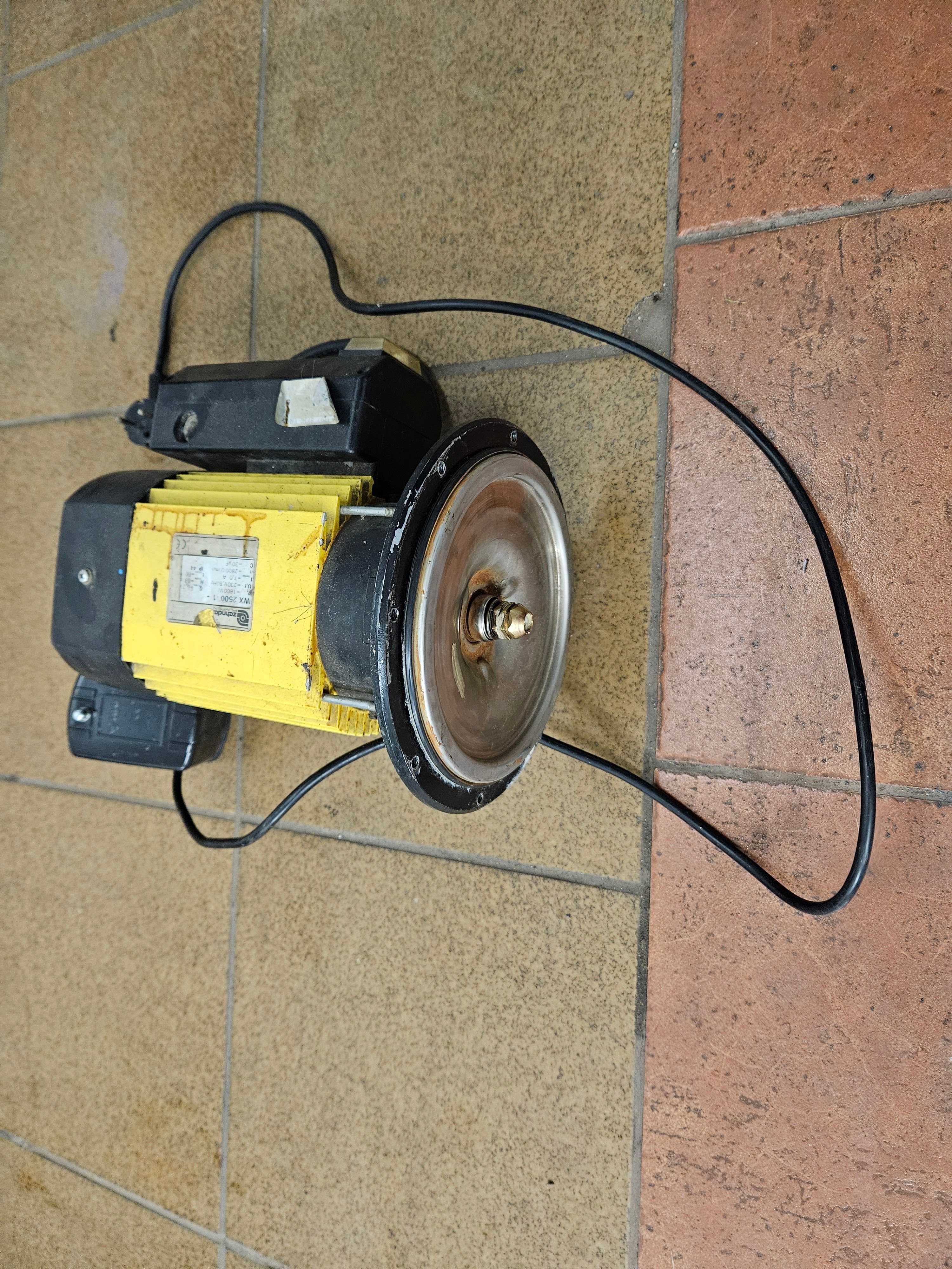 Silnik 1600W od hydroforu - sprawny
