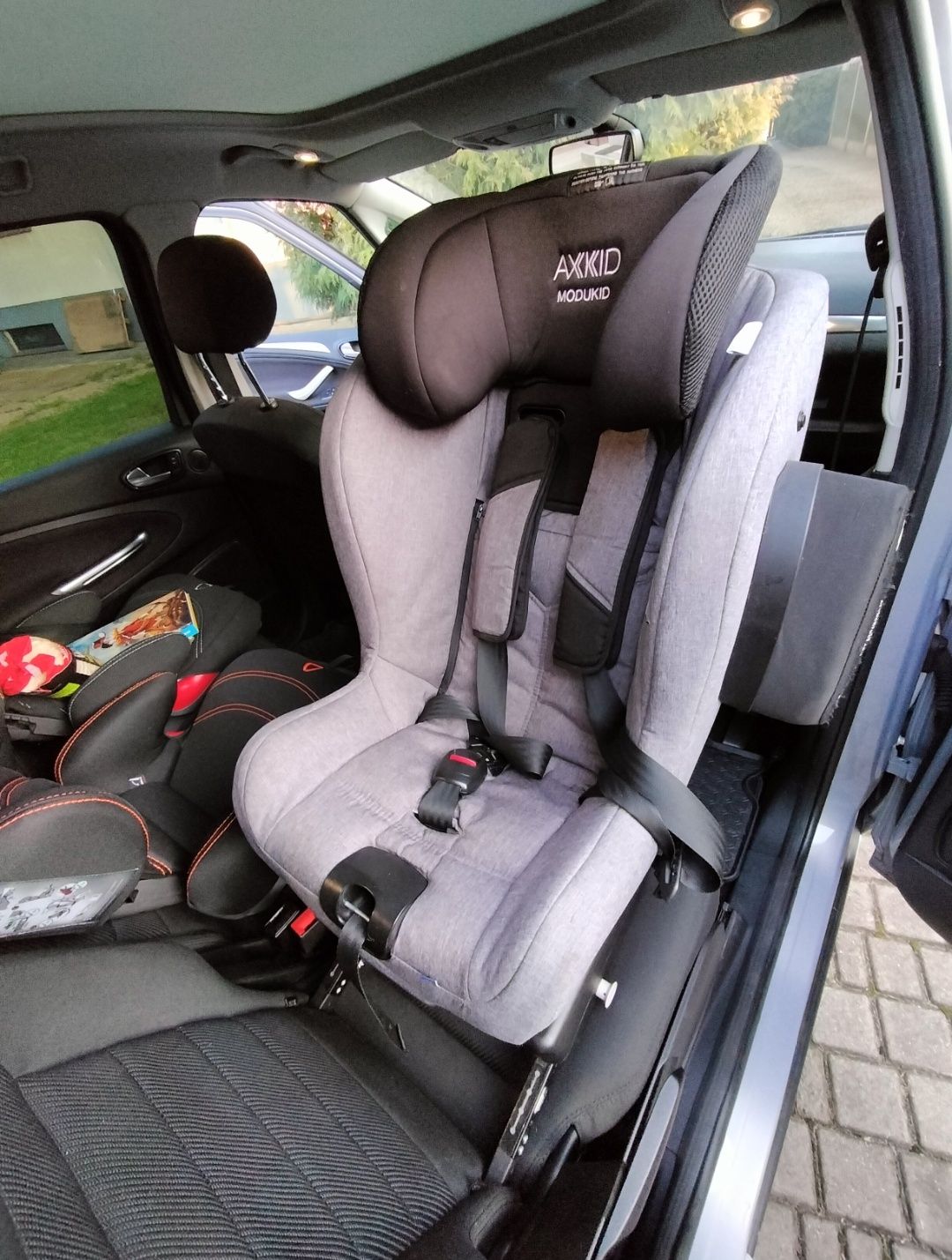 Fotelik samochodowy Axkid Modukid Seat Isofix 0-18kg