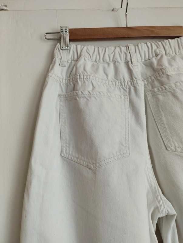 Białe spodnie dżinsy damskie jeansy loose baggy z wysokim stanem