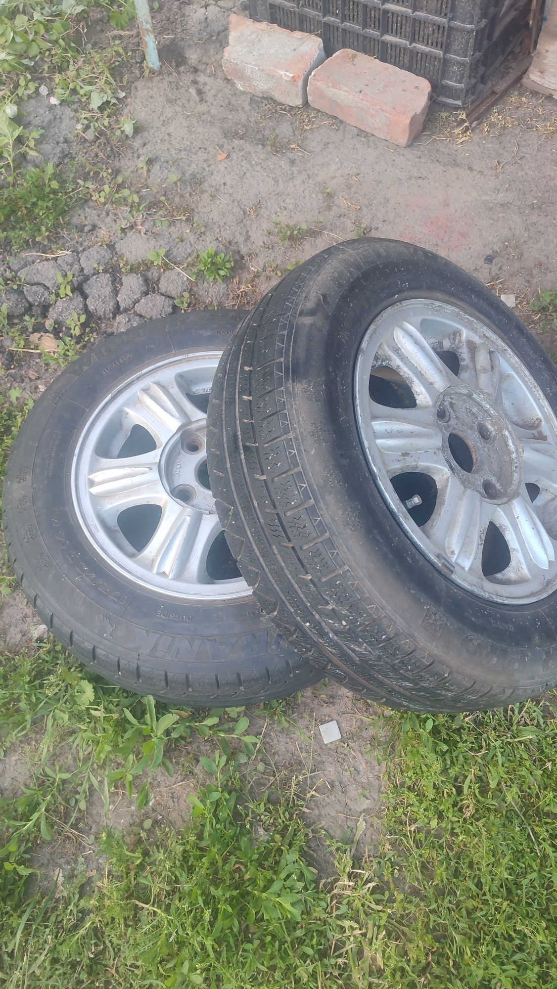 Продам диски  5шт