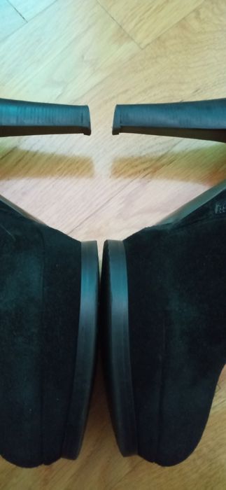 Чоботи жіночі зимові замшеві, розмір - 37.