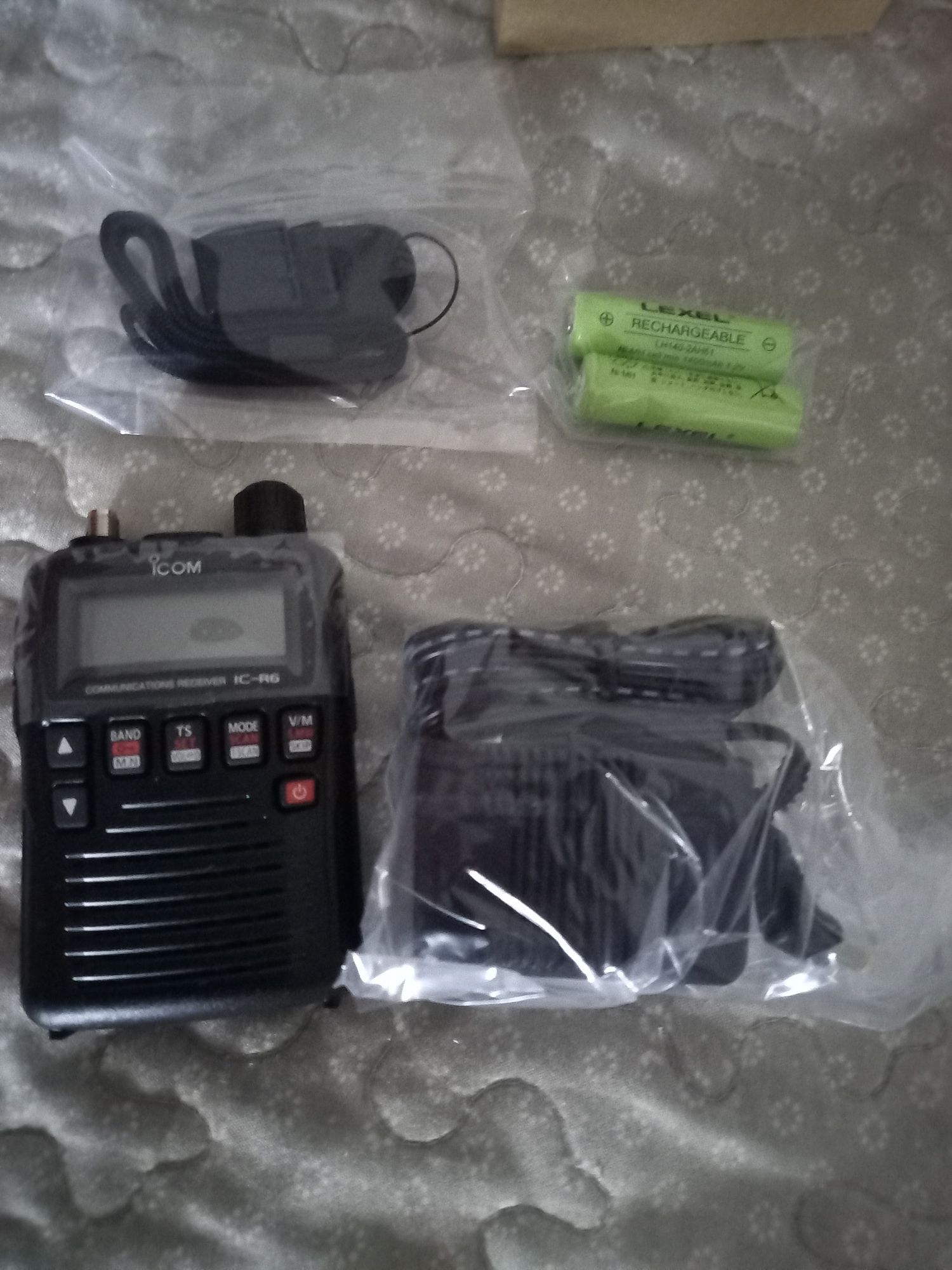 ICOM-6R продам радіосканер.