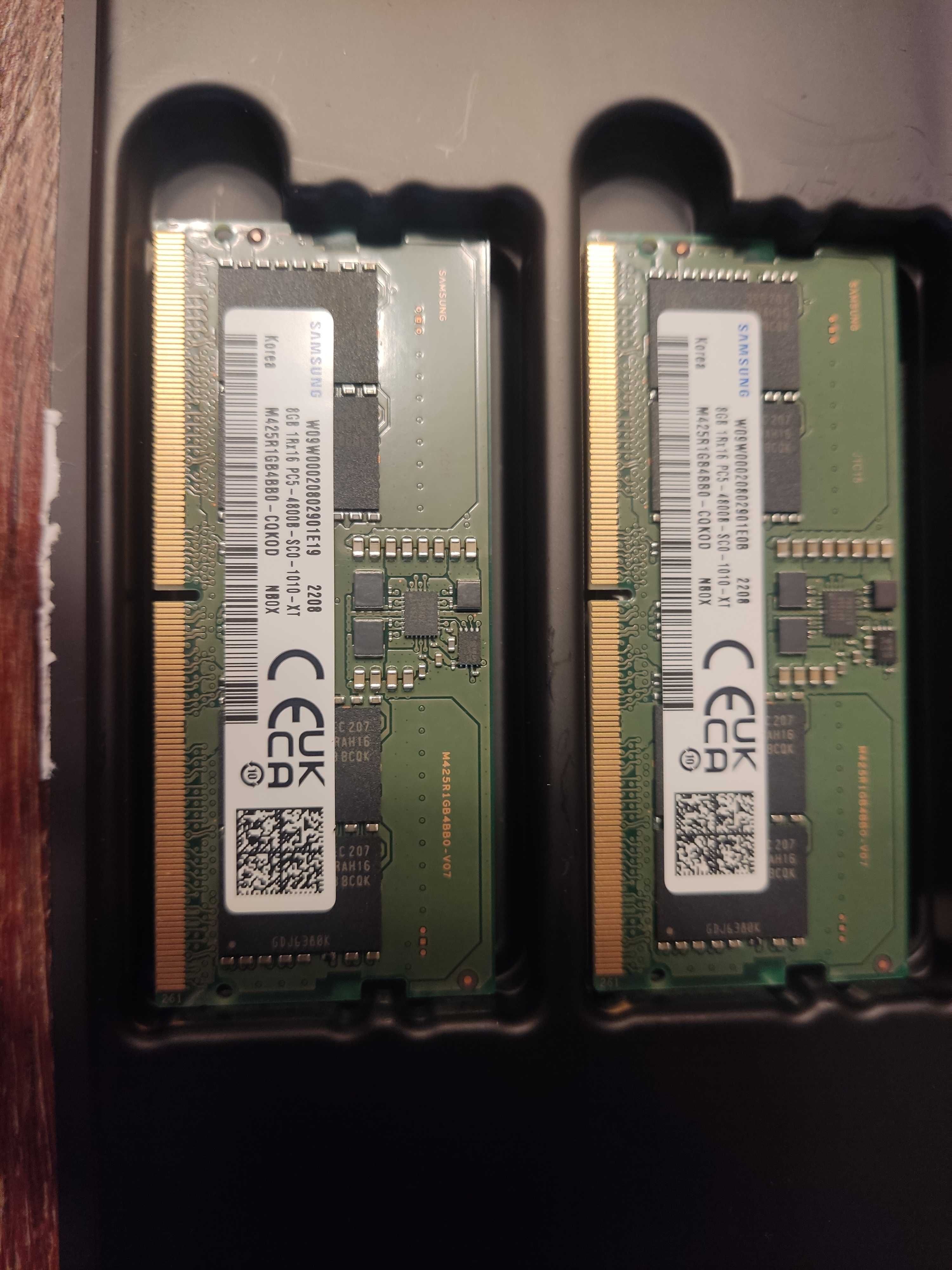 Pamięć RAM: 16 GB (DDR5, 4800MHz)