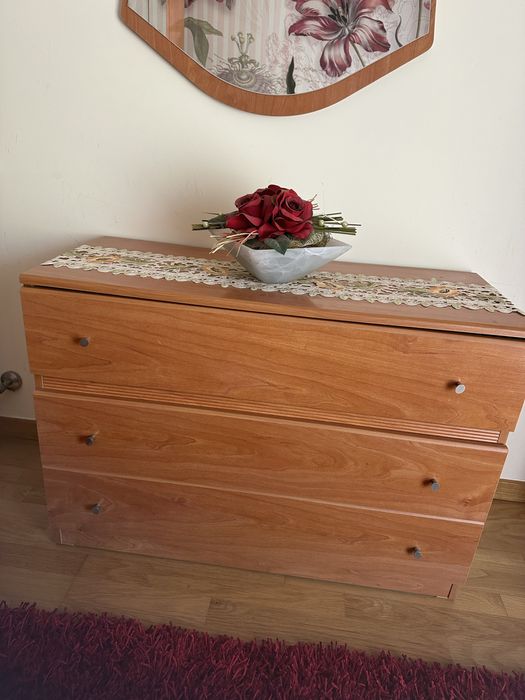Cama de casal como nova