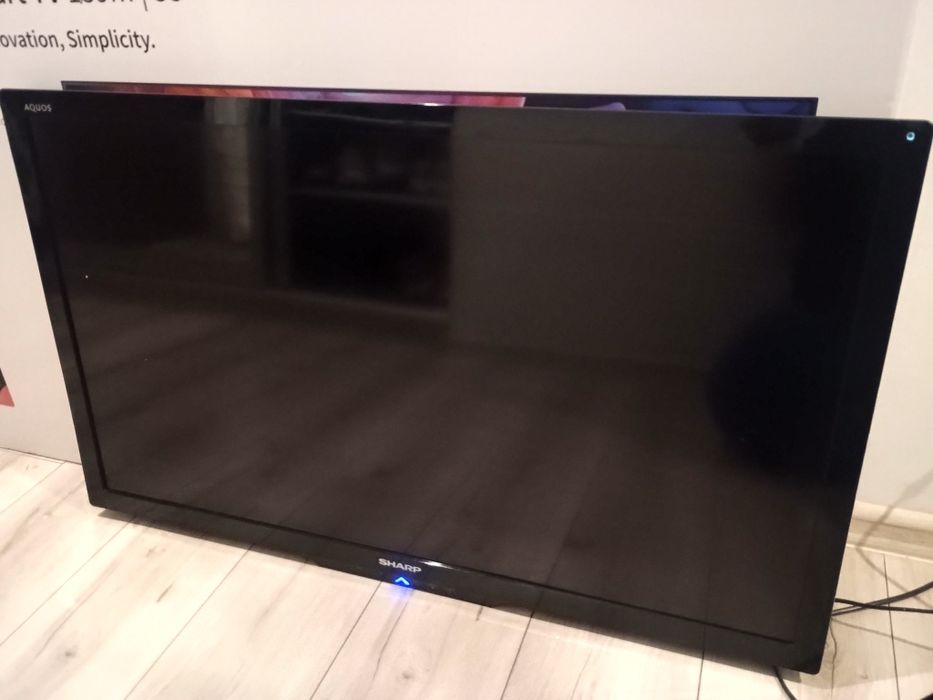 Uszkodzony tv Sharp -42 cal