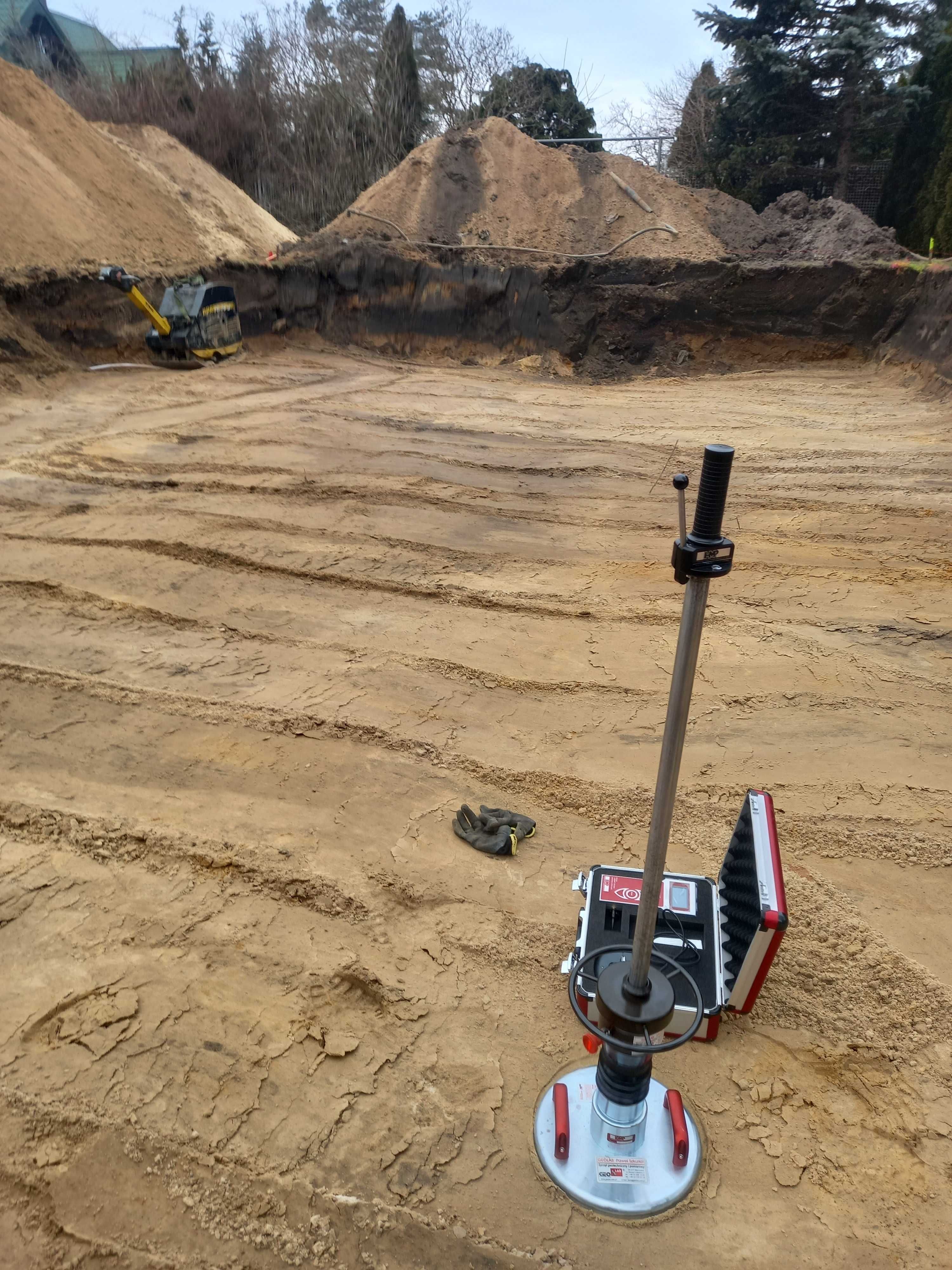 Badanie gruntu, badanie geologiczne, opinia geotechniczna, odwierty.