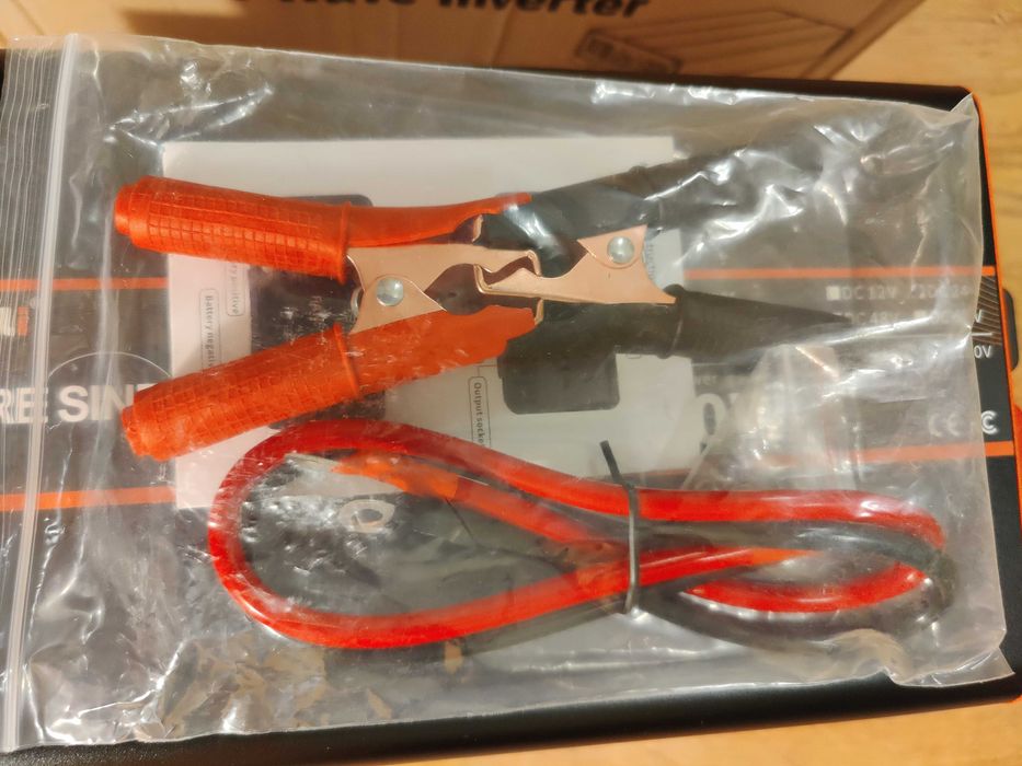 Інвертор HOULi 2500W/5000W 24V DC => 220V AC чистий синус