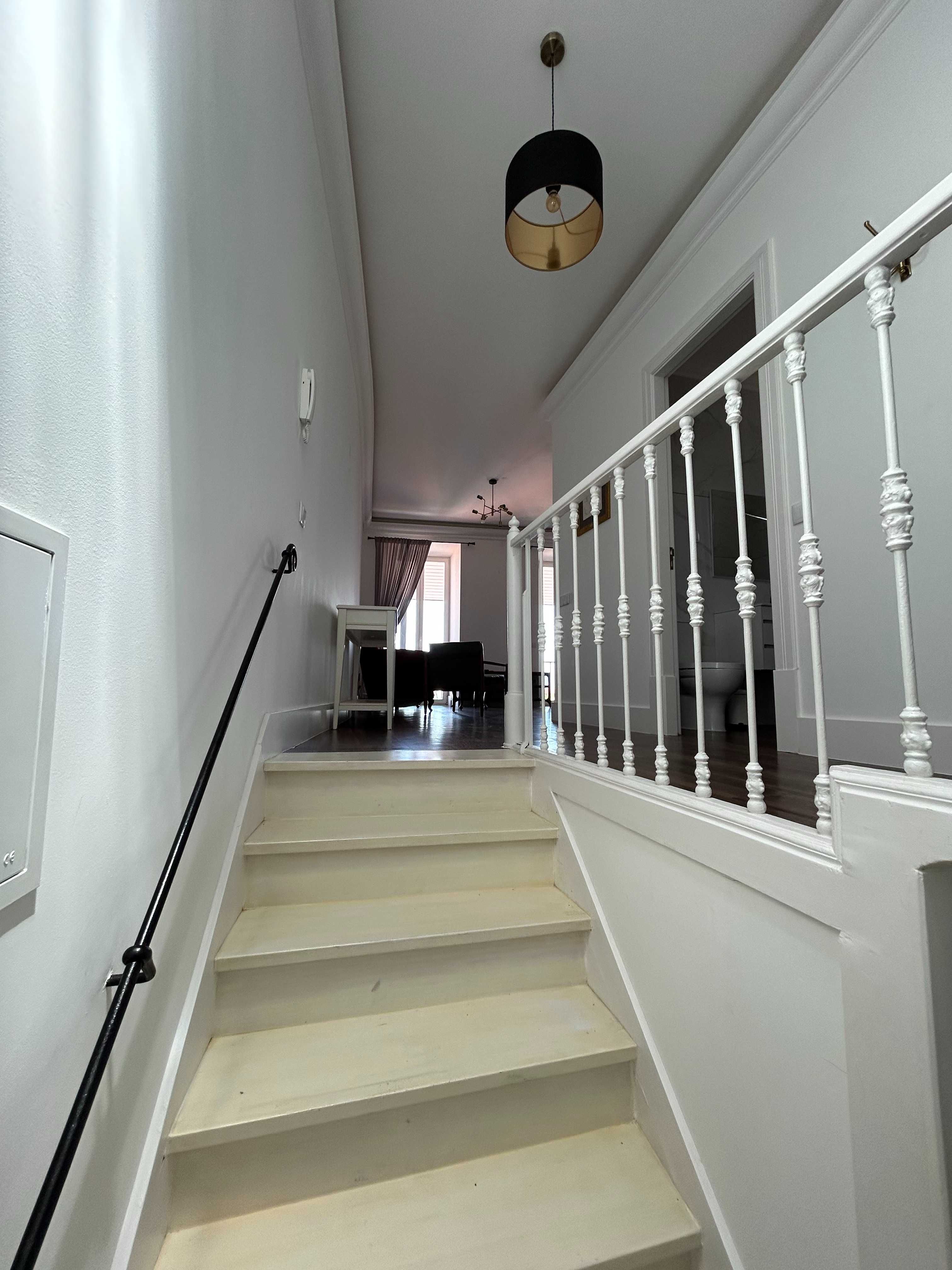 Apartamento T2 com Terraço em Santarém – Mobilado e Cozinha Equipada