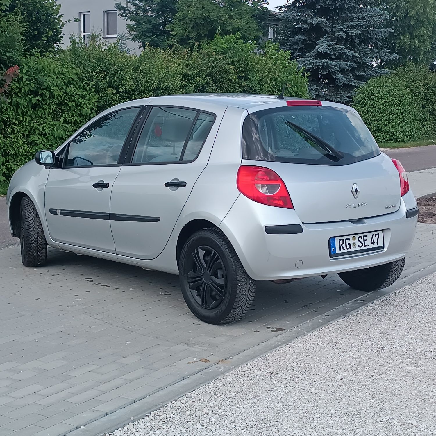 Opłacony Niski Przebieg Super Stan Klima  Z Niemiec