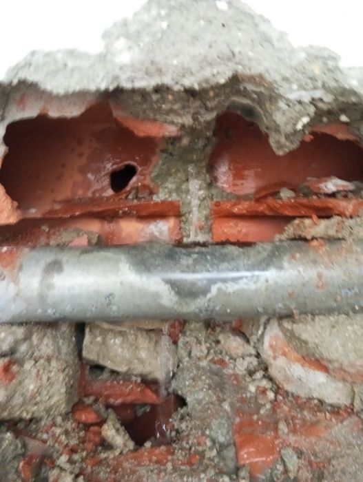 Canalizador águas e esgotos