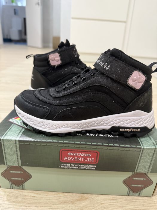 Демісезонні черевики Skechers 35р