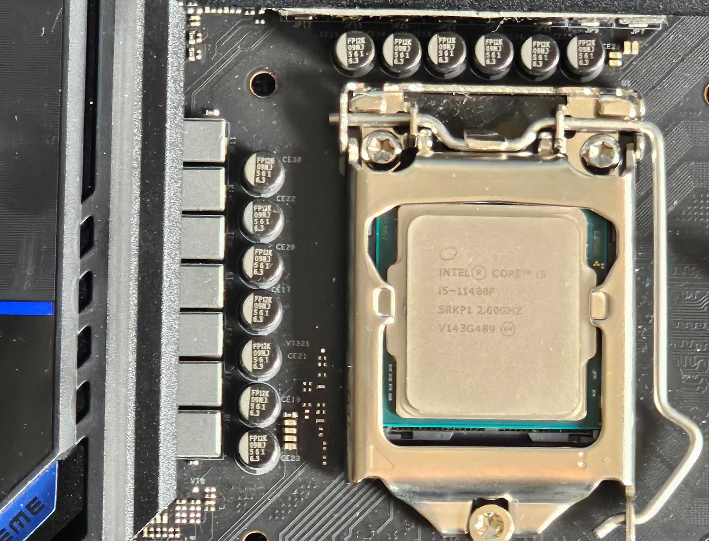 Procesor Intel i5-11400f, Asrock Z590 Extreme,  3 dyski SSD m2 NvMe