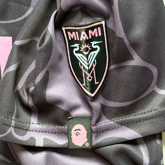 Футболка Bape Inter Miami(S, M, L) у чорному кольорі.