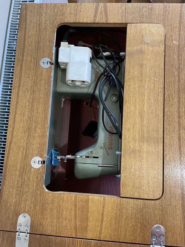 Швейная машина veritas тумба японский электромотор