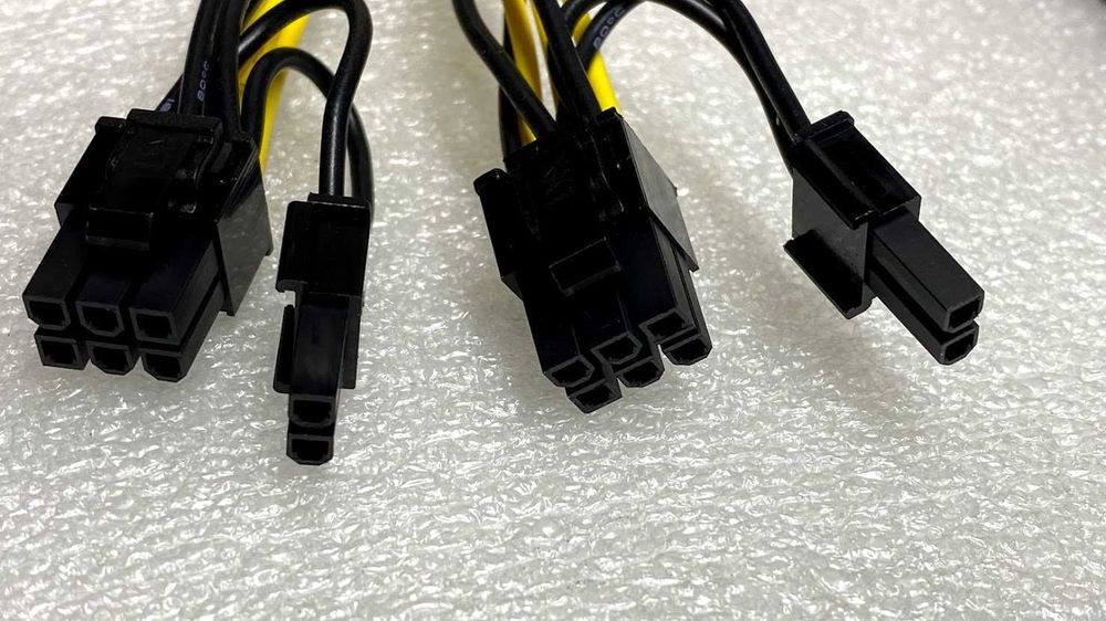 Кабель для відеокарт 18 AWG перехідник GPU 8 pin на 2х8 pin