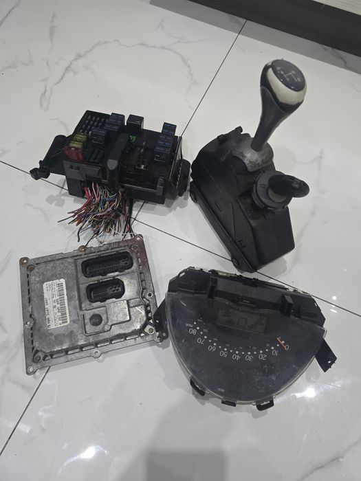 Sprzedam zestaw startowy Smart Fortwo 450 600T