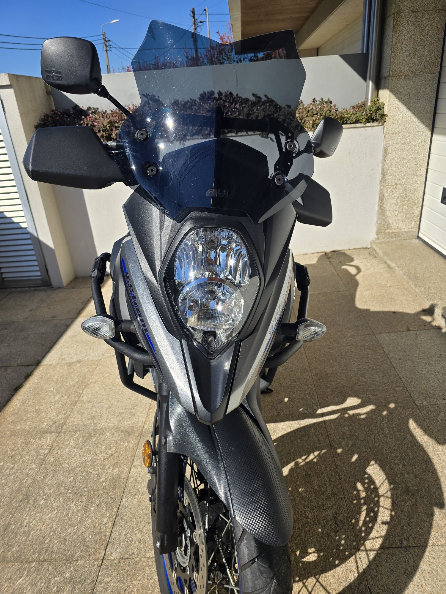 Suzuki DL V-Strom 650 XT
