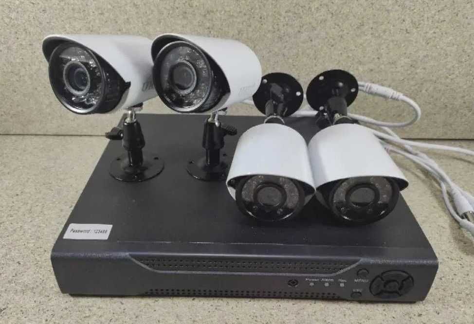 Комплект камер видеонаблюдения уличный проводной 3 пикселя