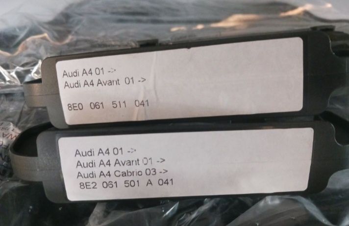 Oryginalne dywaniki gumowe Audi A4 b6 .b7 wersja Angielska