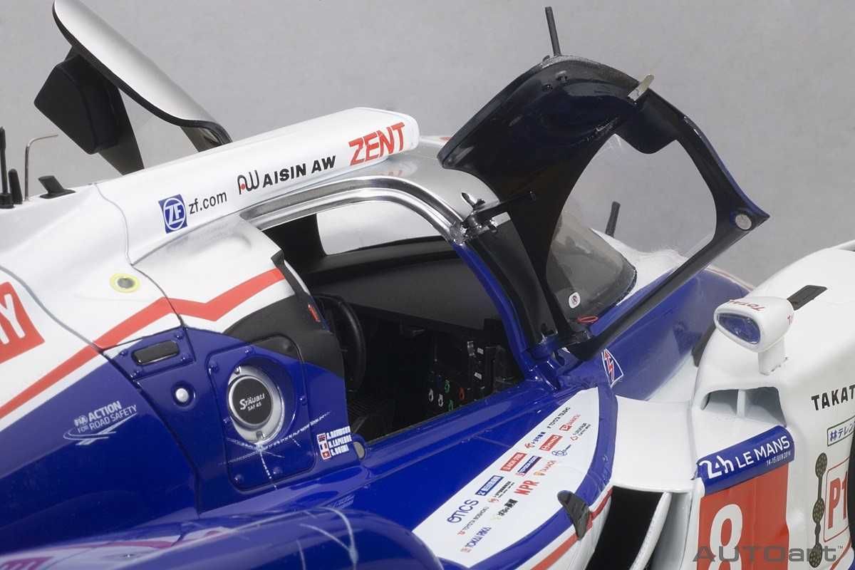 Model 1:18 AUTOart Toyota TS040 Hybrid #8 24h Le Mans 2014