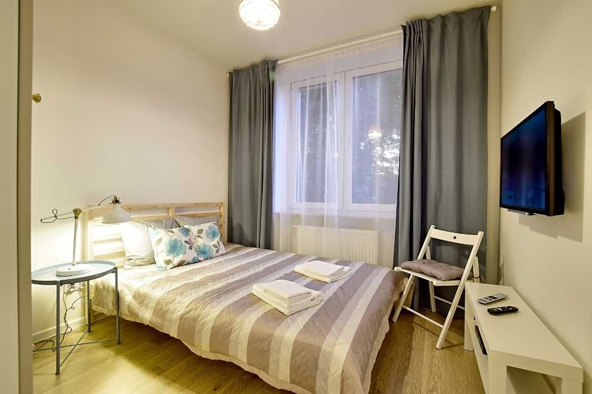 Mieszkanie 29 m2 ścisłe Centrum, ul. Narutowicza, 2 pokoje, garaż
