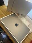 Piękny MacBook Air 13.6 cali, M2, 256GB, 8GB Srebrny