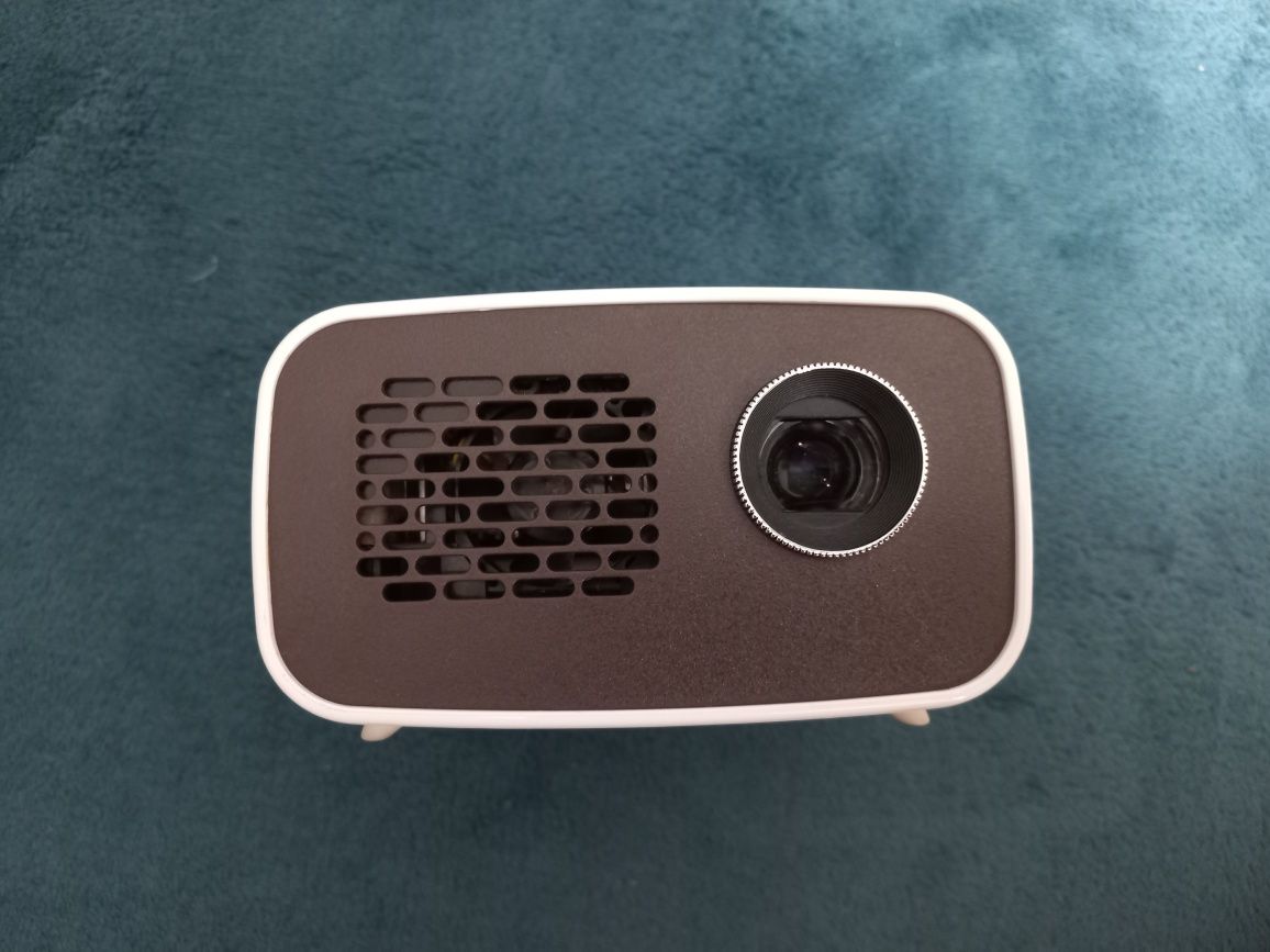Projektor LG PH300