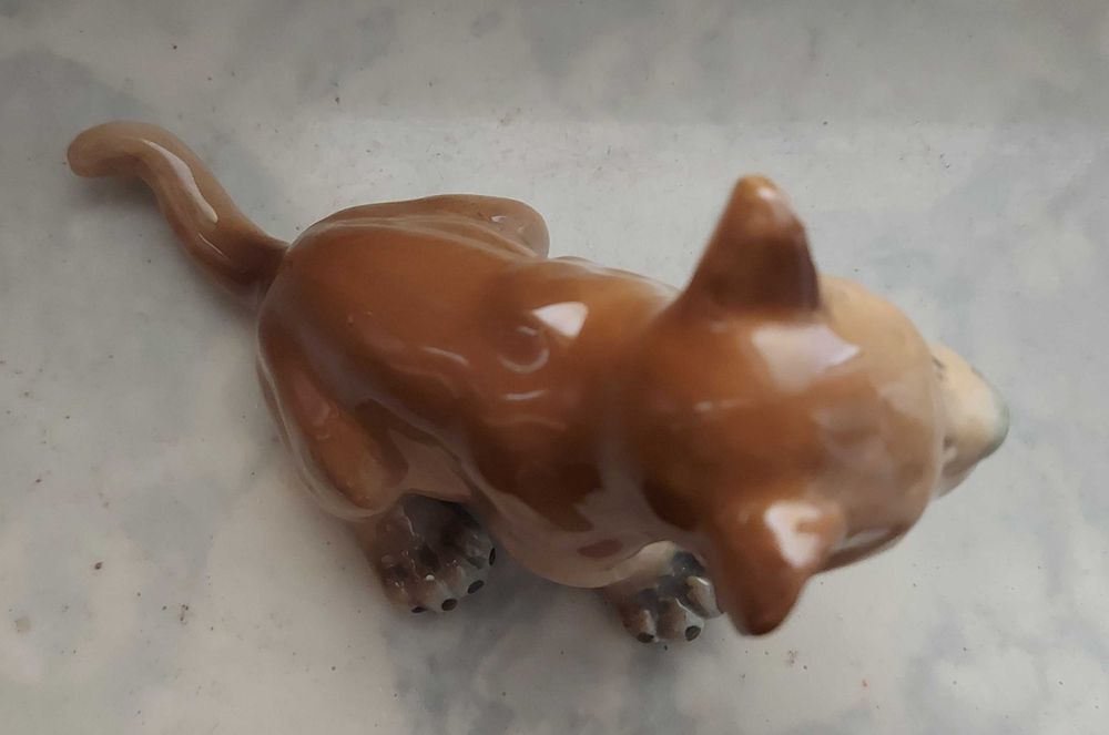 Figurka ceramiczna lew lwiątko stara PRL czeska czechy royal dux