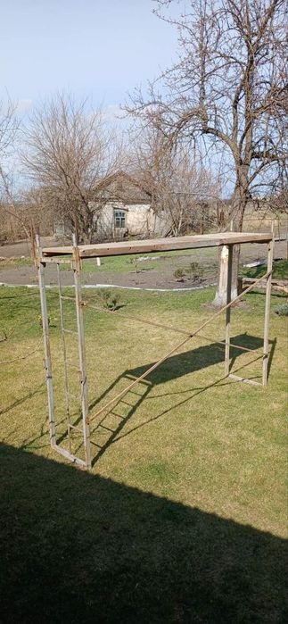 Ліса будівельні рамні / Риштування будівельні