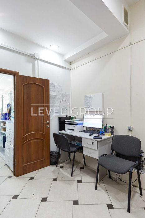 Комерційне приміщення/ Антоновича 93 Олімпійська Фасад Прохідне місце