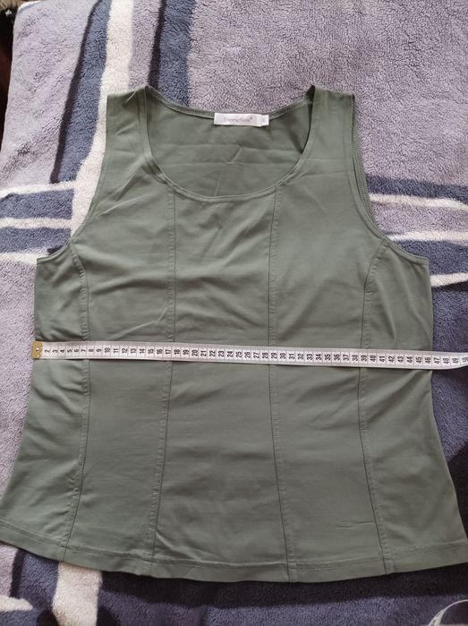 Два топа розмір М та L