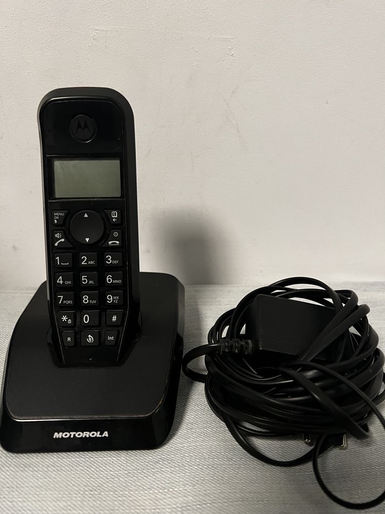 Telefon motorola S1201