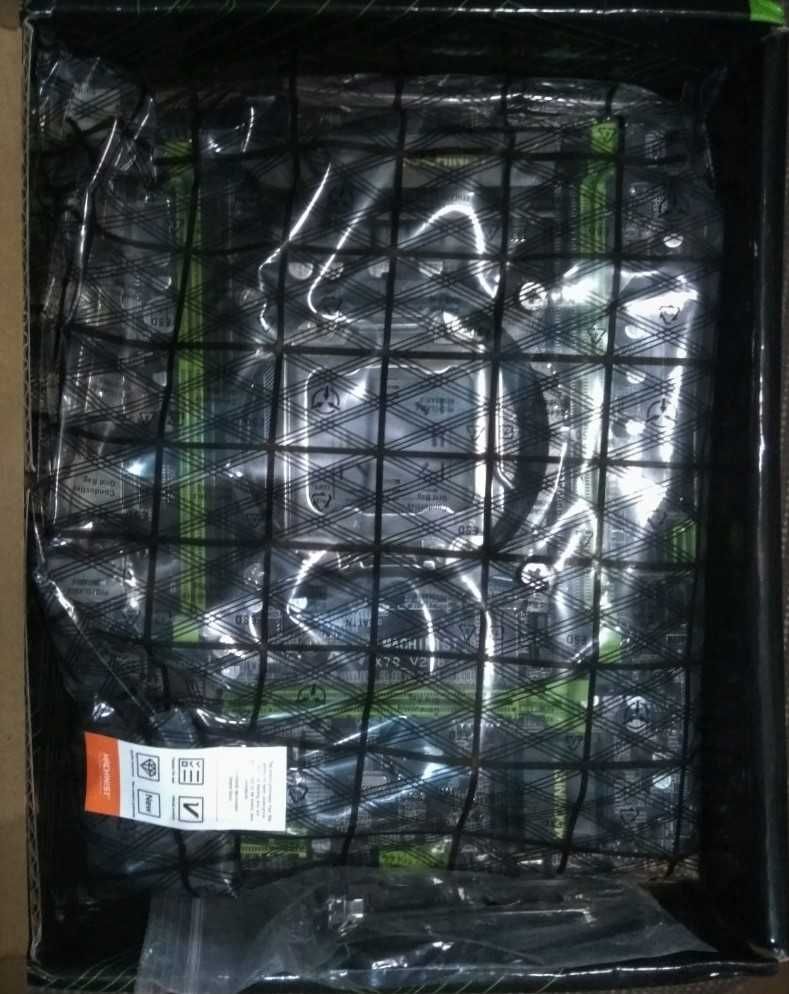 Комплект Мachinist V2.82H LGA 2011 X79, Xeon 2650 v2 8\16 ядер, 16Гб