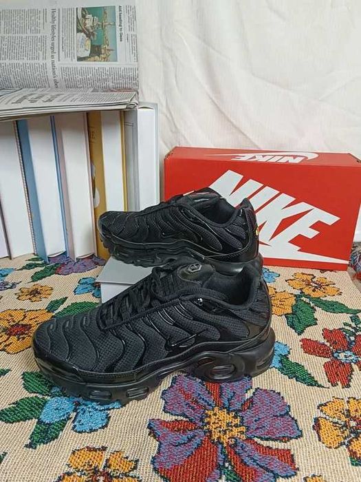 Buty Trampk Nike Air Max TN Plus Black R.43