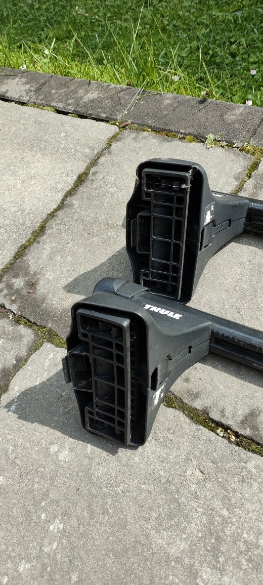 Bagażnik dachowy  Thule rapid system, rozstaw 85-120cm