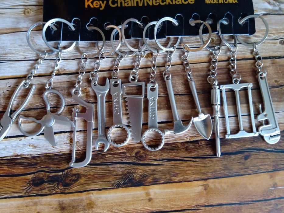 Brelok metalowy narzędzia - majsterkowicz. Duży. Extra gadżet!