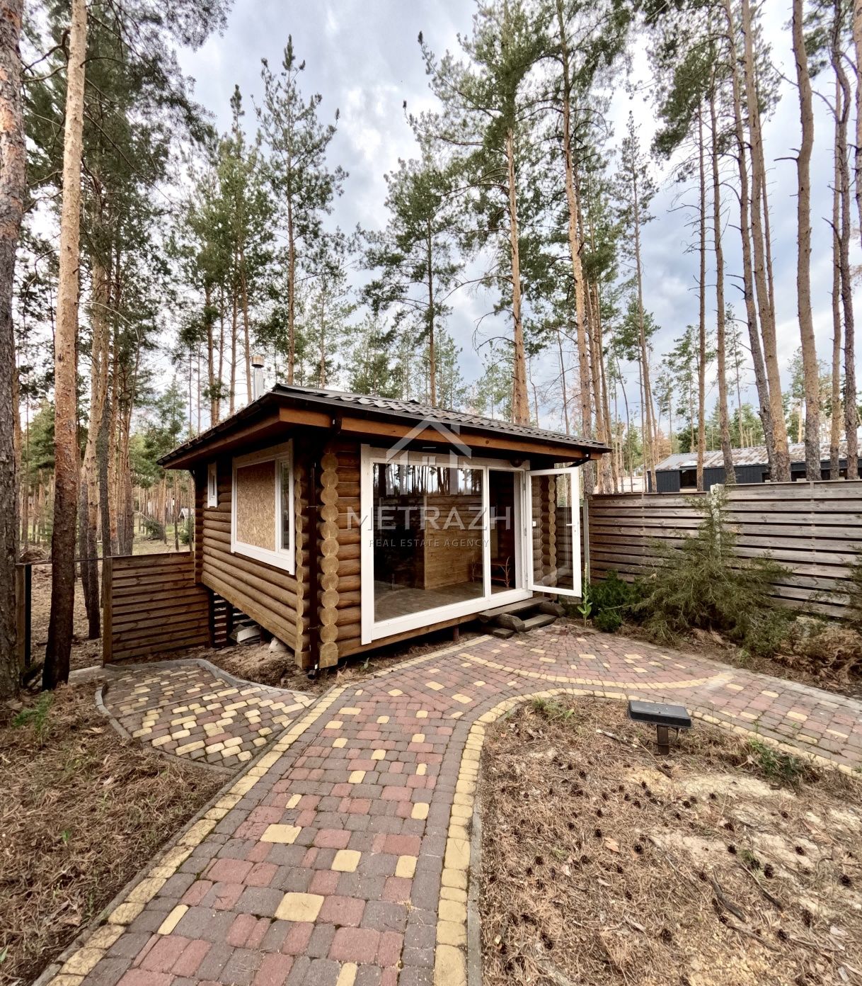 Продам дом с ремонтом в закрытом п.Сосновая бухта, Печенеги