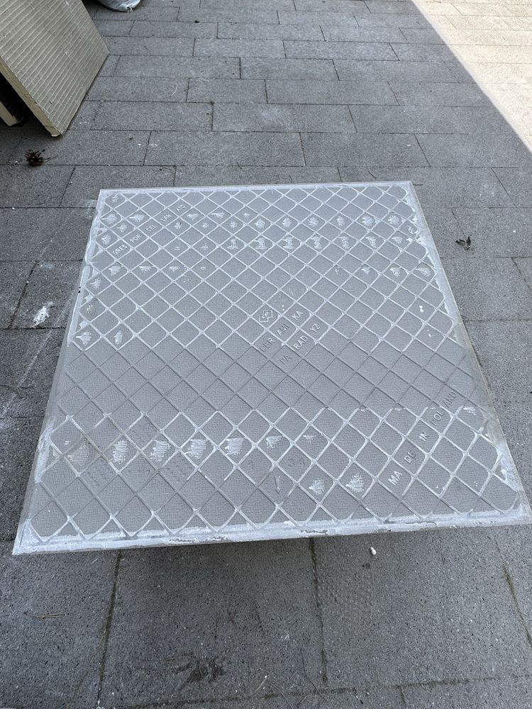 Gres , gresowe 45 cm x 45cm x 0,9 cm 16,2 m2