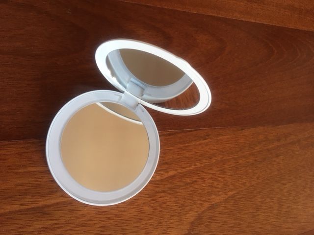 Two-in-One: It's a Mirror and a NEW Power Bank64563906012929123