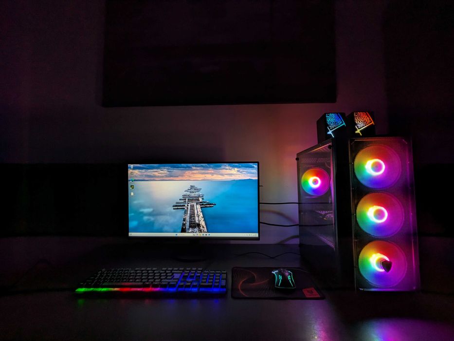 Komputer + monitor gamingowy do gier GTX 1660 Super Ryzen 5 3500X SSD