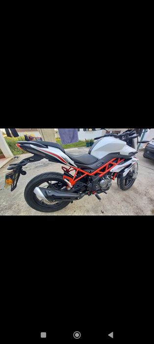 BENELLI BN125 muito econômico e bem estimada