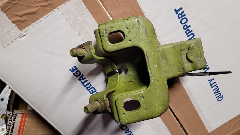 Mocowania stabilizatora VW Golf 1