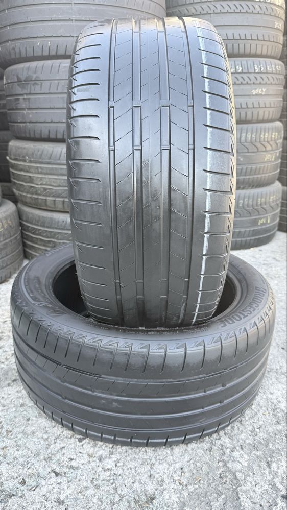 Pneus 255/40r18 Bridgestone Turanza T005 com 75% piso