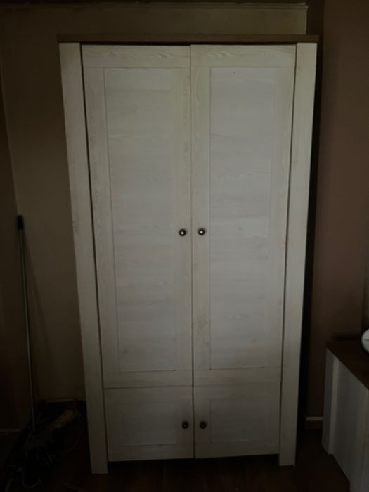 Szafa dwudrzwiowa używana