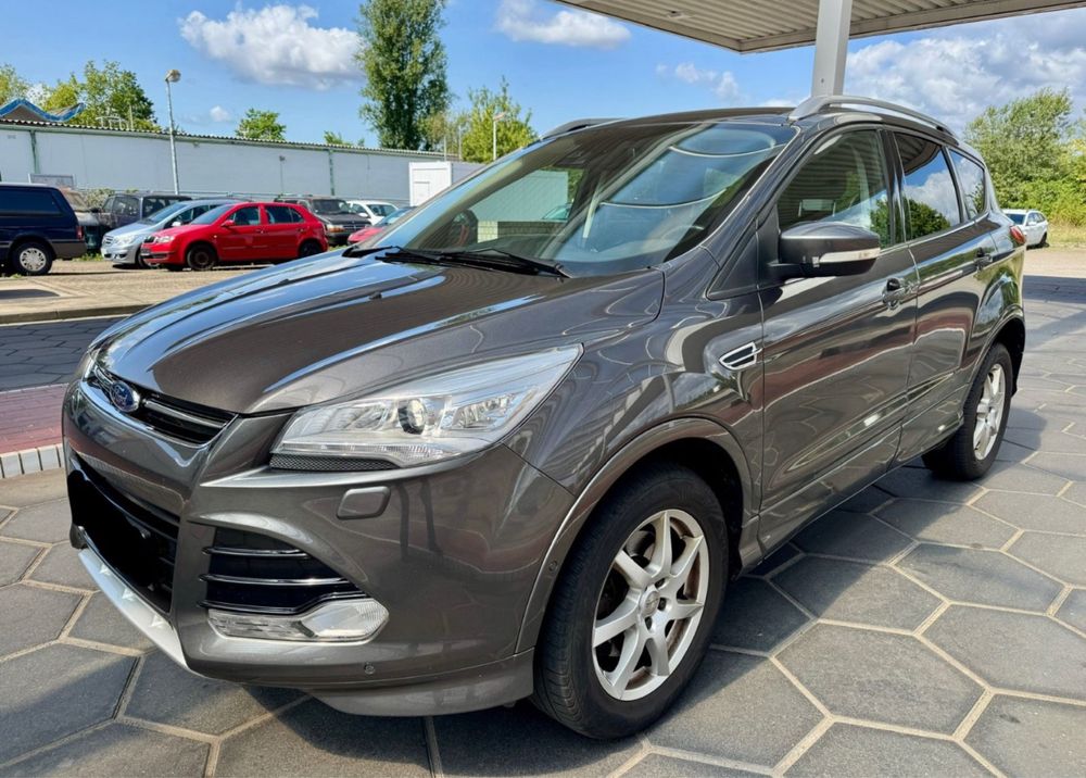 Ford Kuga Titanium 1.5 EcoBoost 182 km 2015r 152.768km 4x4