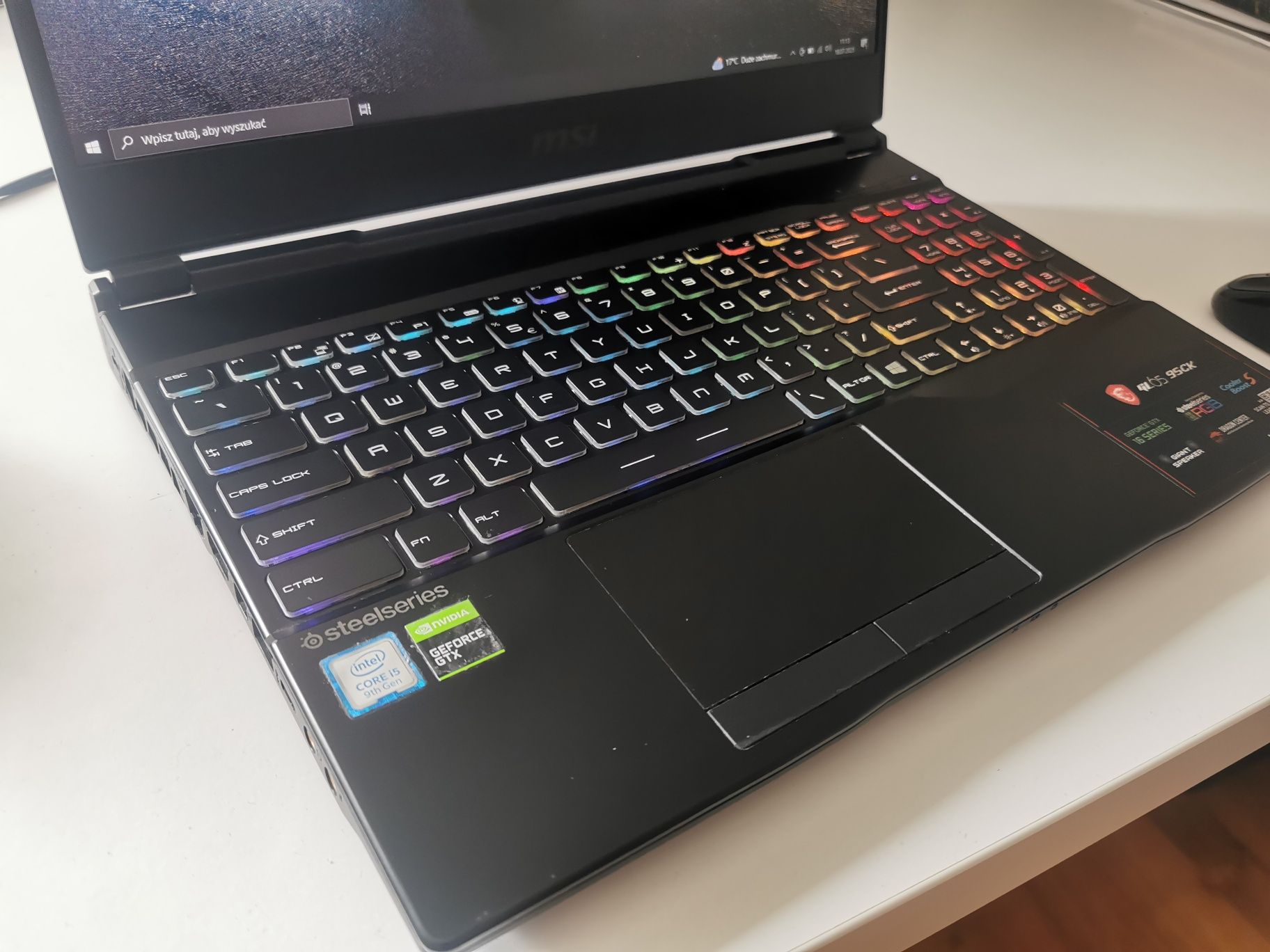 Laptop Gamingowy MSI GL65 LEOPARD GTX1650 SSD+HDD 120HZ 8GB RAM RGB