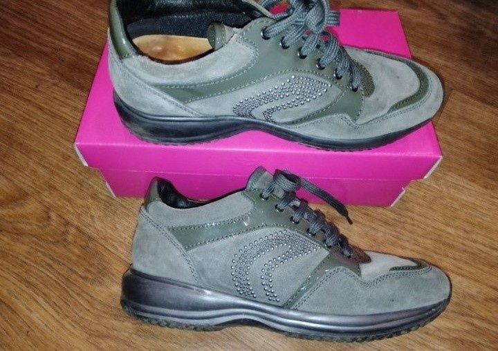 Жіночі кросівки Geox 40