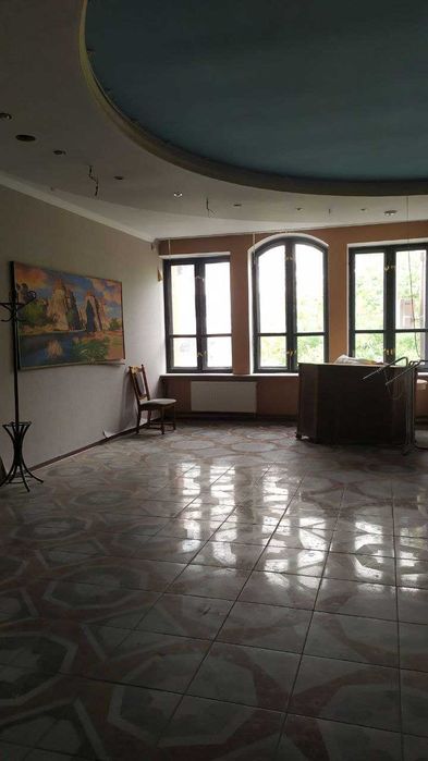 Здам в оренду окрему будівлю в історичному центрі міста 730м2