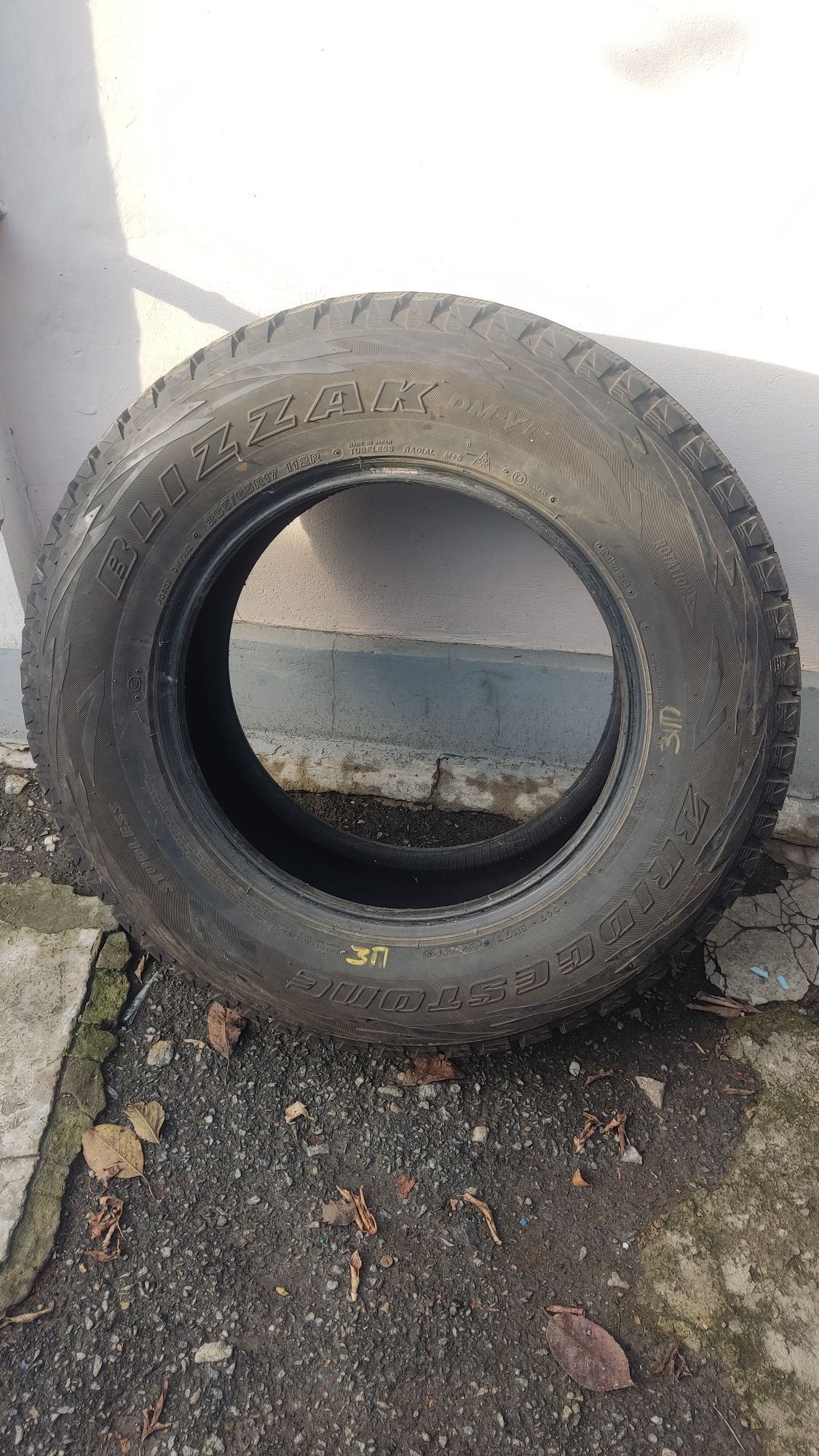 Гума bridgestone blizzak DM-V1 265/65R17