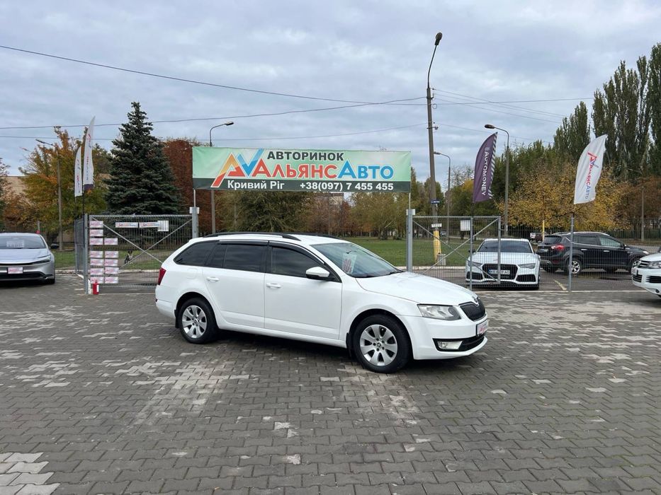Skoda Oktavia A7    №3632р (ВНЕСОК від 15%) Альянс Авто Кривий Ріг